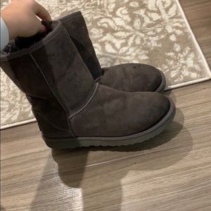 Gray Uggs - Like New - size 8